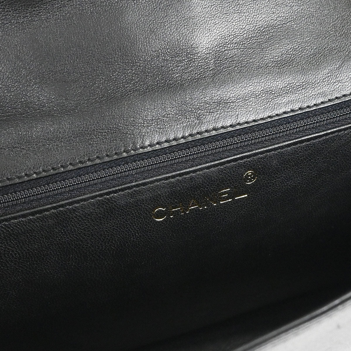 Chanel 1989-1991 Black Lambskin Full Flap Shoulder Bag - Image 9