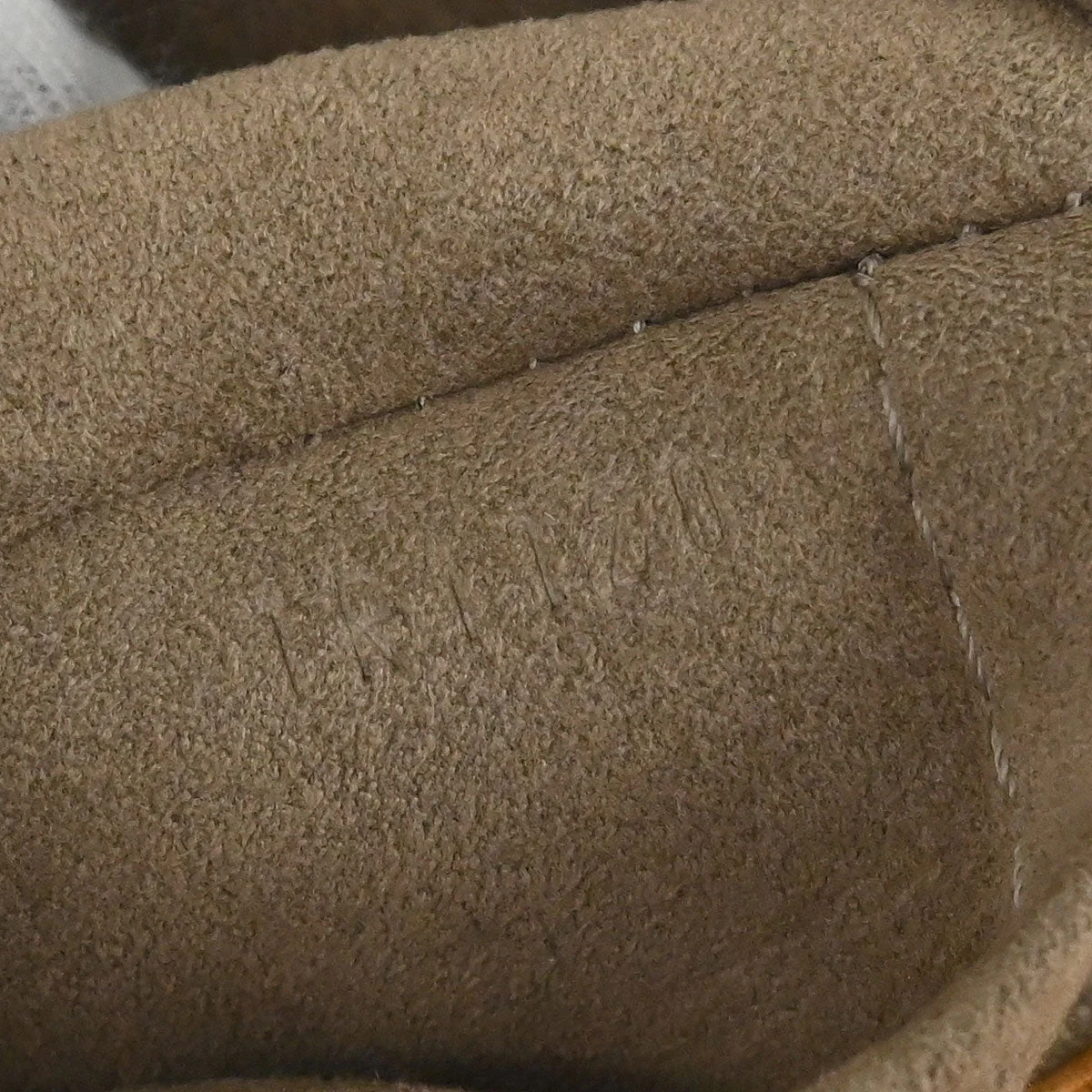 Louis Vuitton Black Multicolor Courtney MM Shoulder Handbag M45642 - Image 10