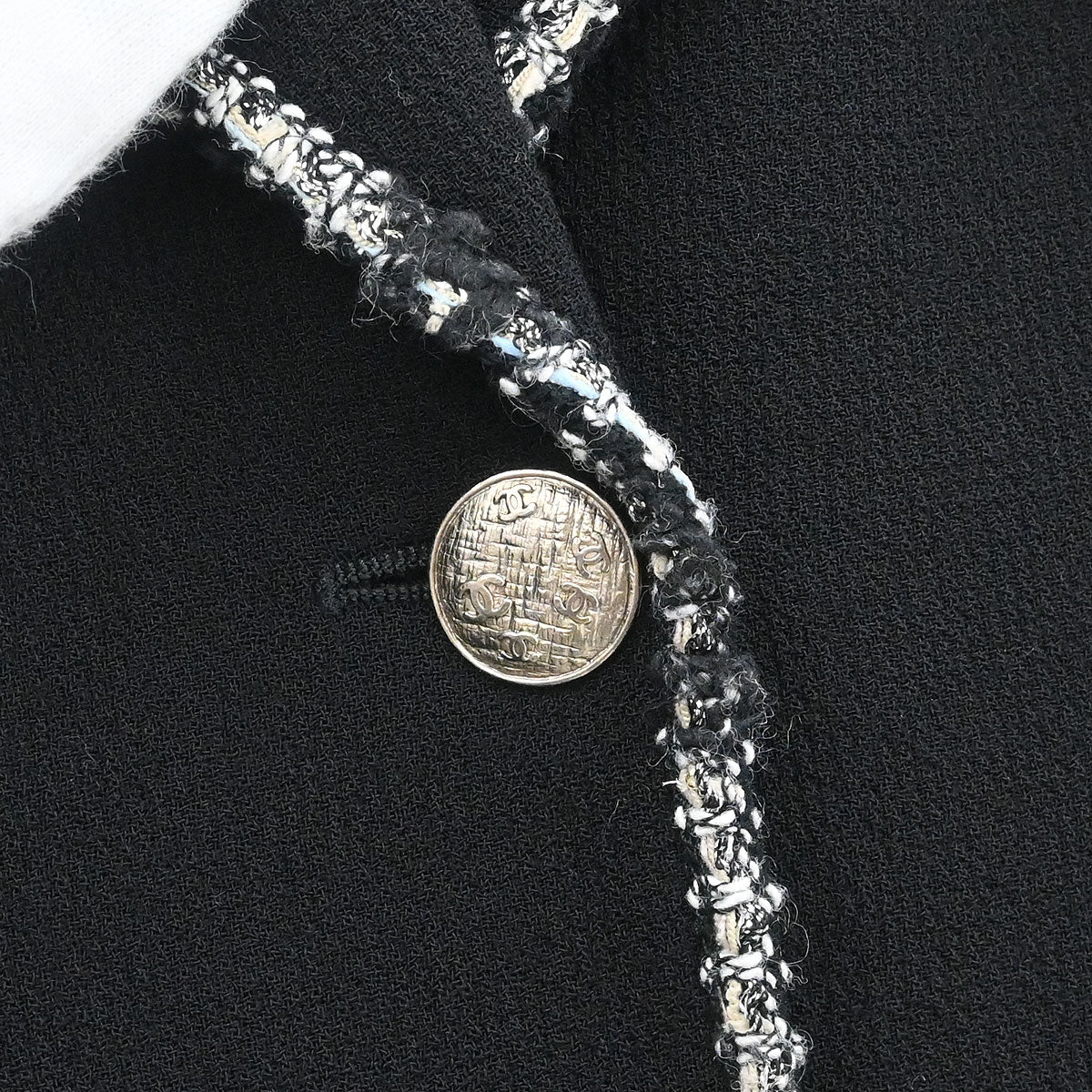 Chanel 2005 Emblem Single Breasted Jacket Black #38 - Image 5