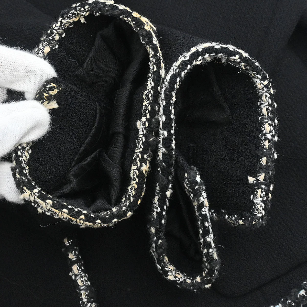 Chanel 2005 Emblem Single Breasted Jacket Black #38 - Image 6