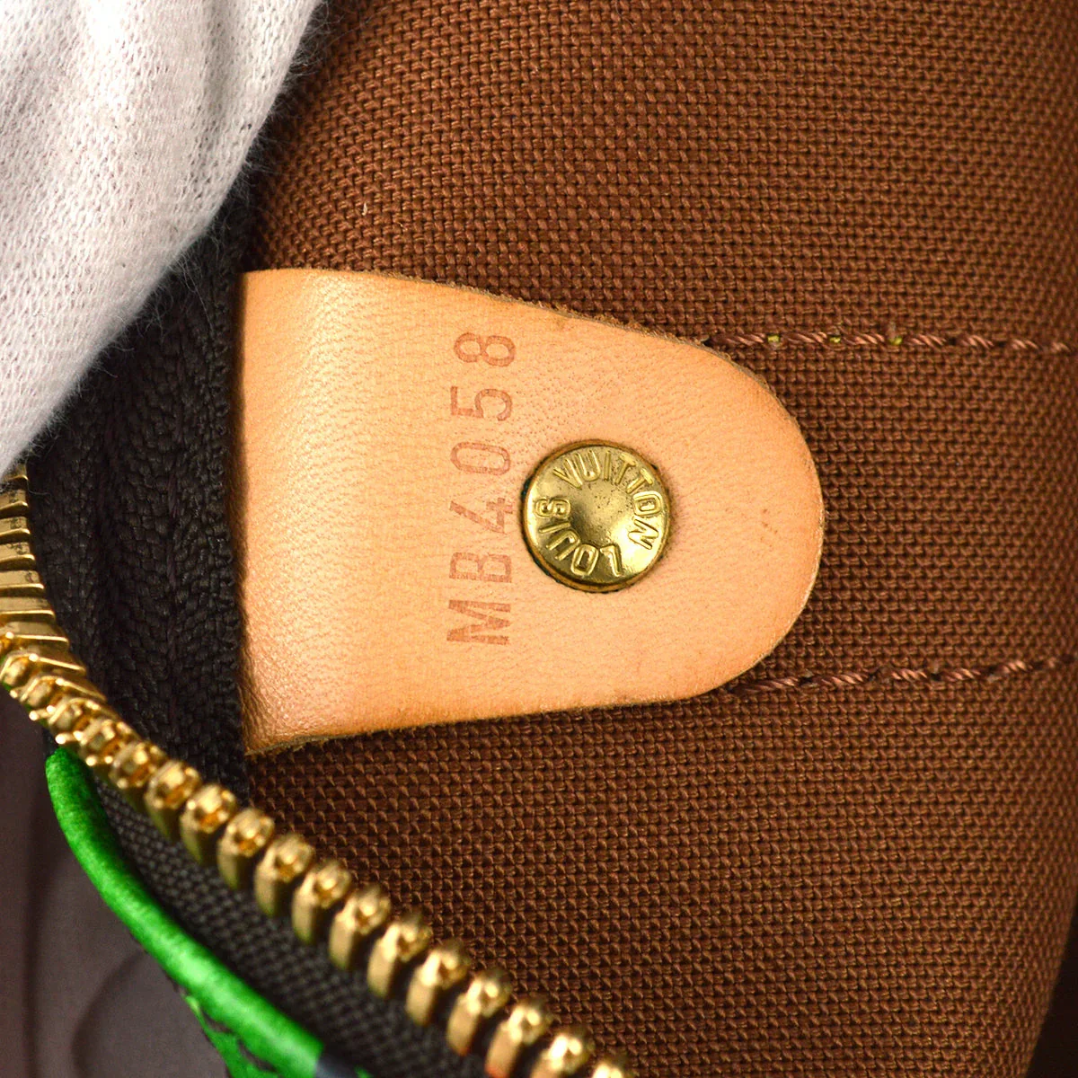 Louis Vuitton 2008 Monogram Rose Keepall 50 M48605 - Image 12