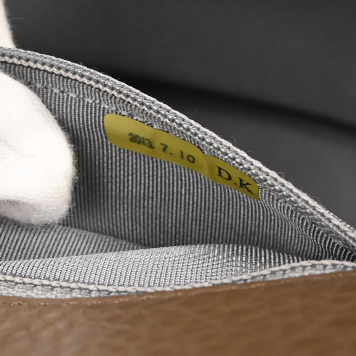 Chanel 2013-2014 Brown Deerskin Executive Cerf Tote Bag - Image 9