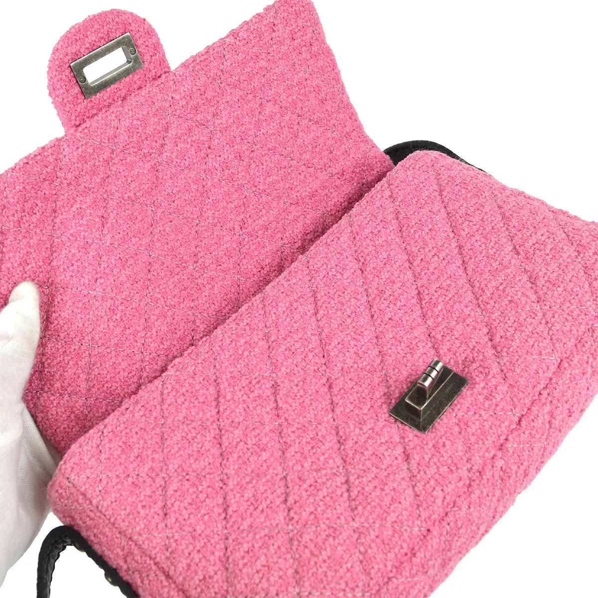 Chanel 2009-2010 Mademoiselle Lock Shoulder Bag Pink - Image 7