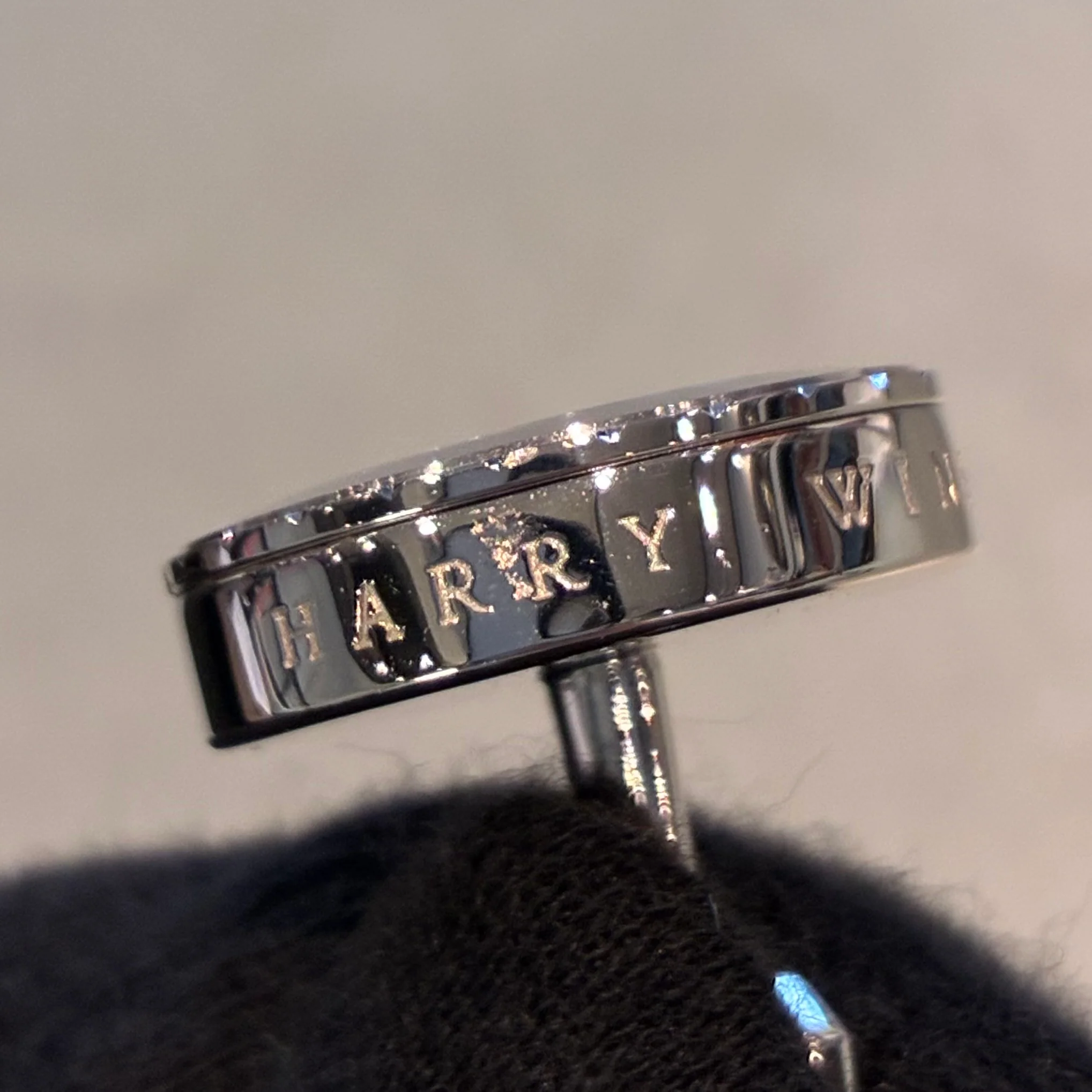 Harry Winston Ocean Cufflinks 18KWG - Image 5