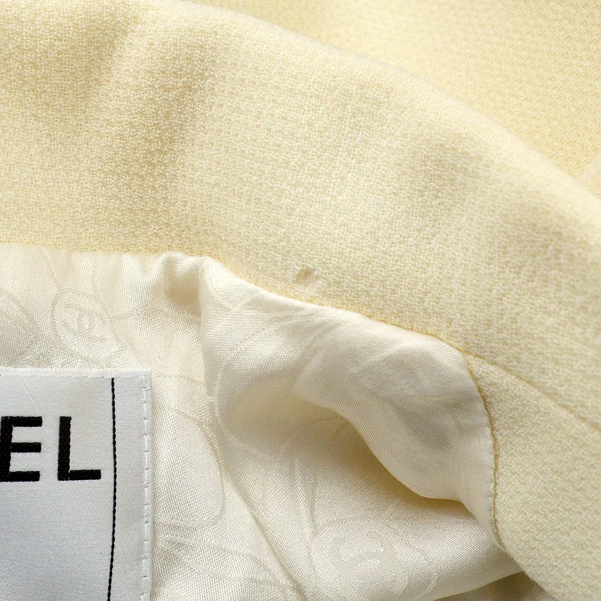 Chanel 2005 "Devil Wears Prada" Jacket #38 - Image 8