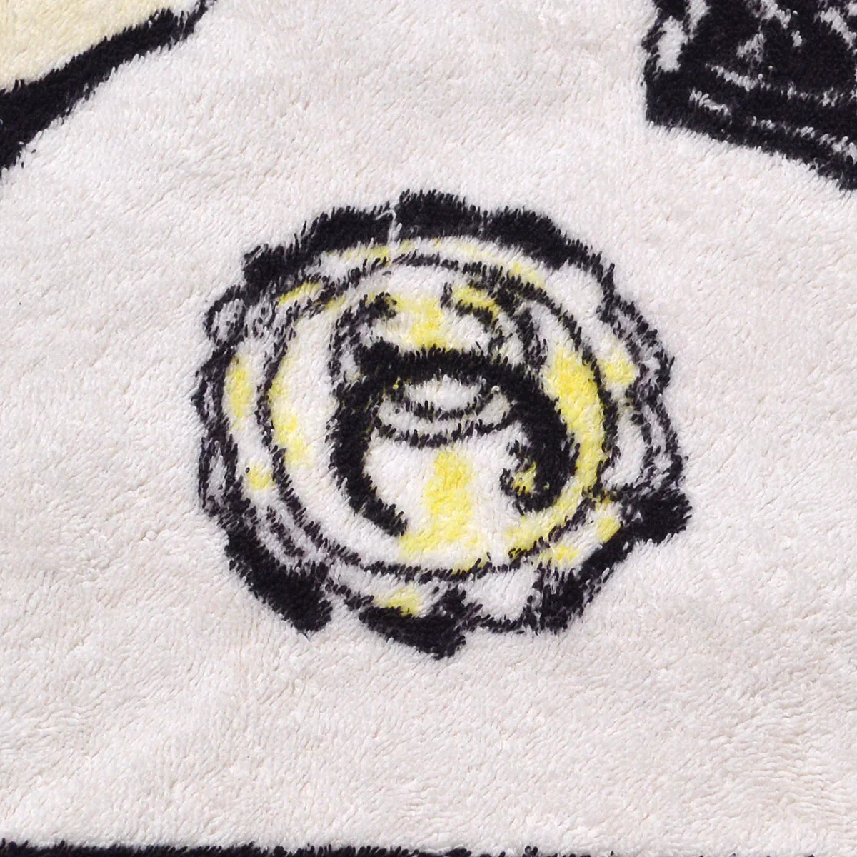 Chanel * 1994 Terry Cloth Beach Towel - Image 3