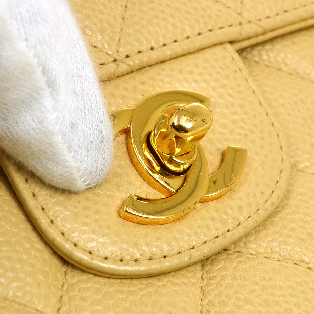 Chanel 1996-1997 Classic Flap Handbag - Image 5