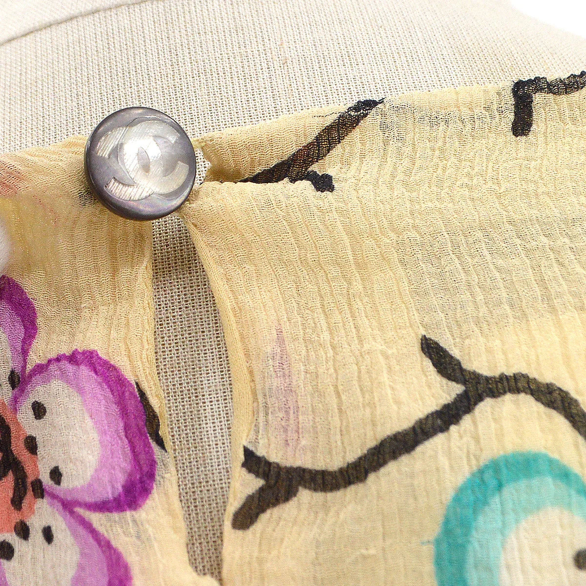 Chanel 2001 High-Summer CC Floral Pattern T-shirt #38 - Image 10