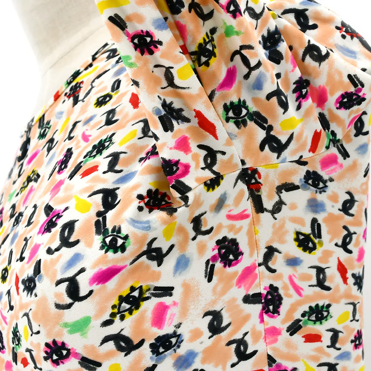 Chanel 1995 spring shoe-print cropped T-shirt #40 - Image 3