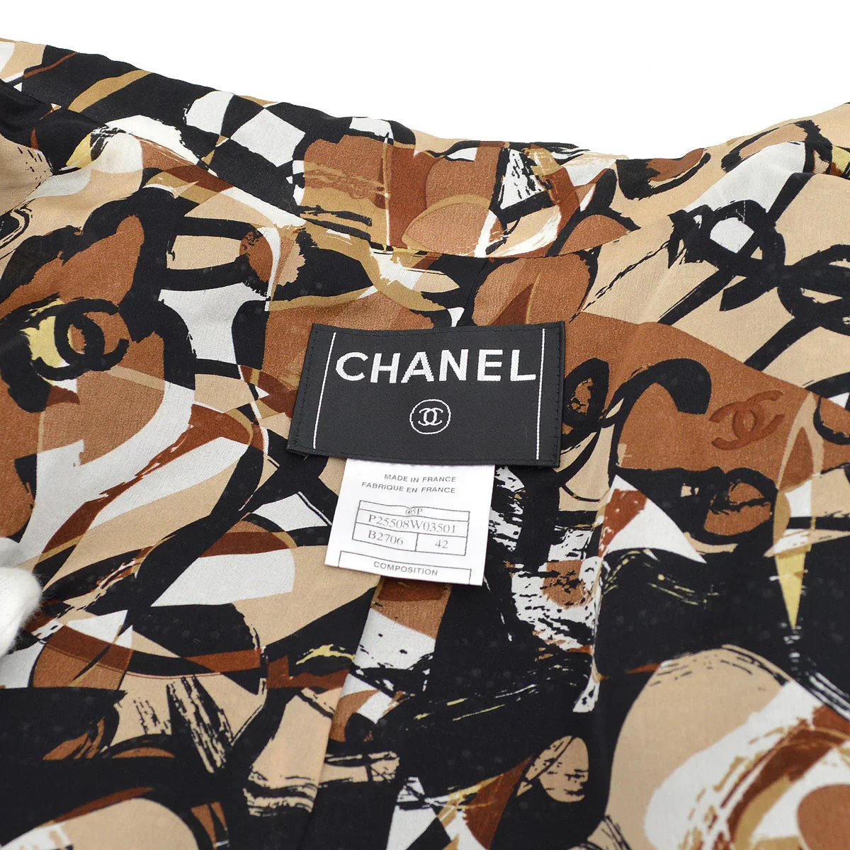 Chanel Spring 2005 Contrast Pattern Jacket #42 - Image 9