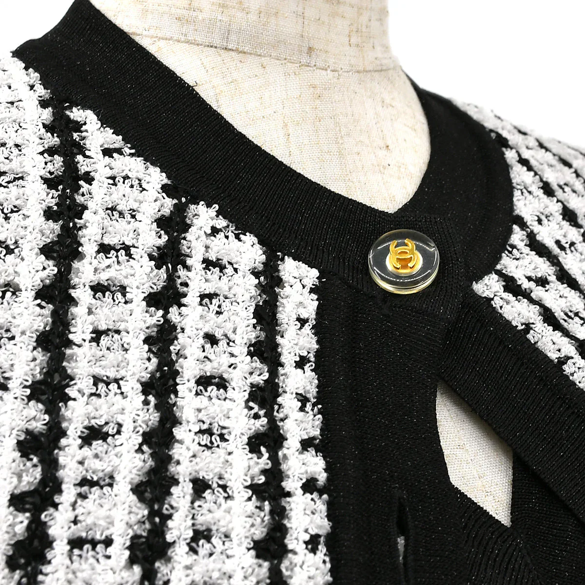 Chanel 1997 Spring tweed knitted top and cardigan #38 - Image 4