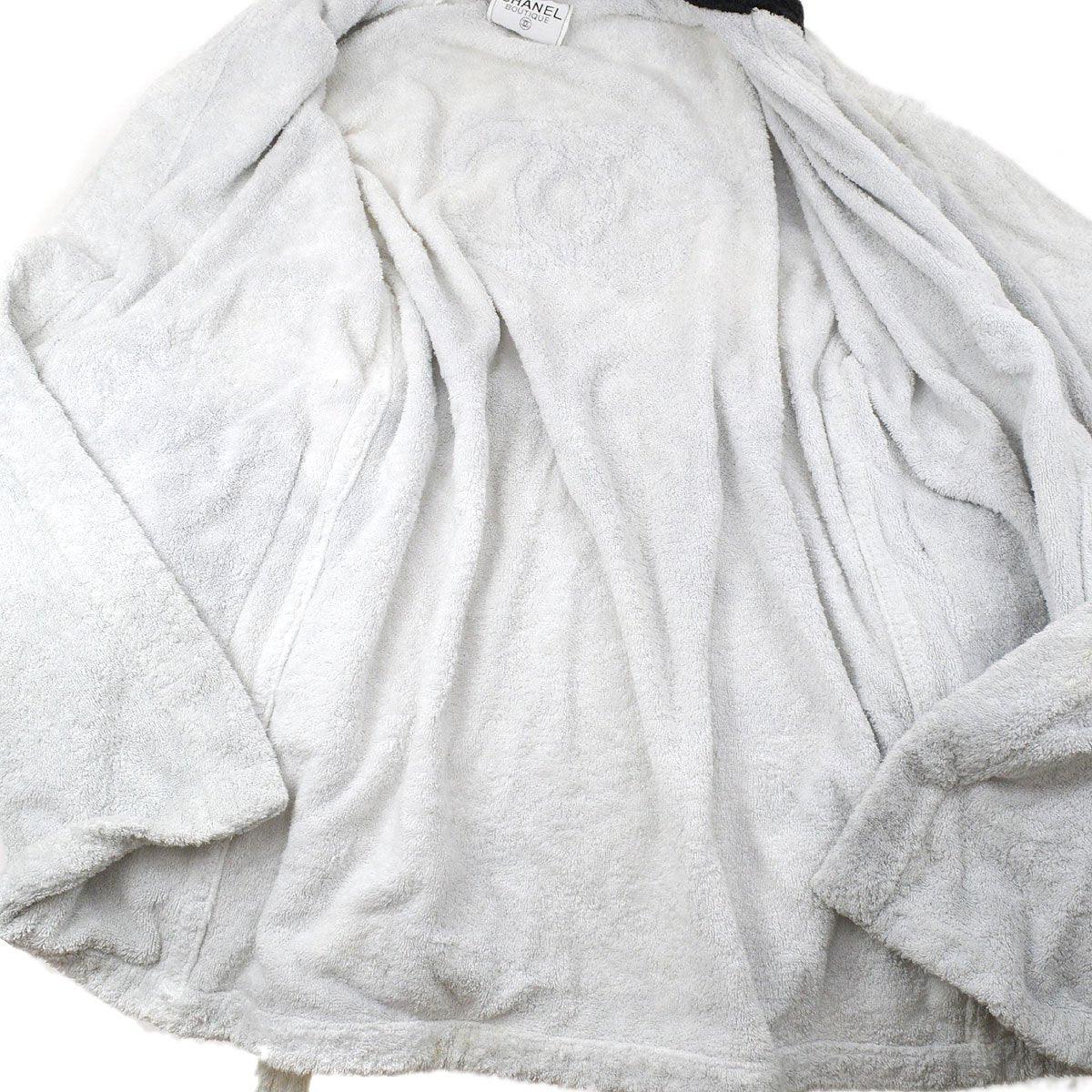 Chanel Cruise 1993 Terry Cloth Bathrobe - Image 9